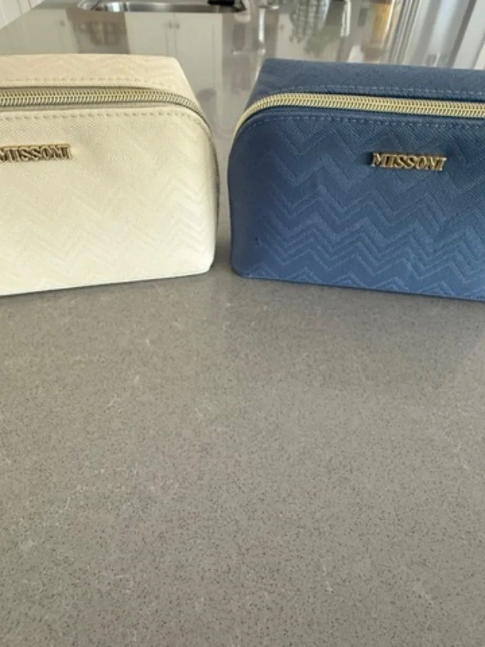 2 New (Blue & Cream) Missoni Delta One First Class Amenity Kit New Sealed